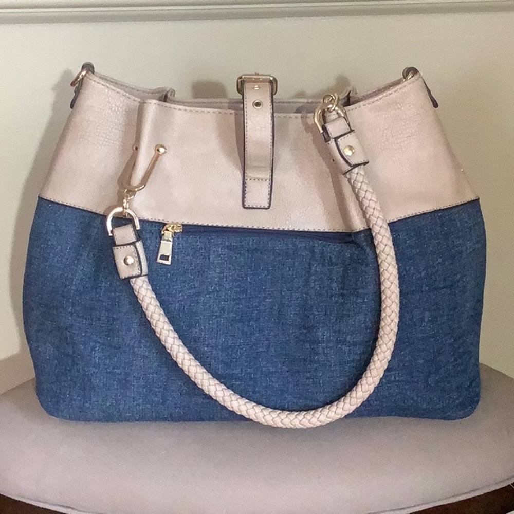 Black Rivet Large Handbag - Picture 3 of 10